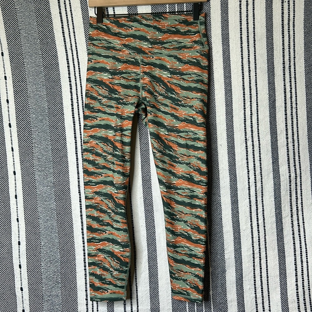 Fabletics Define Powerhold High Waist 7/8 Leggings - Picture 2 of 4